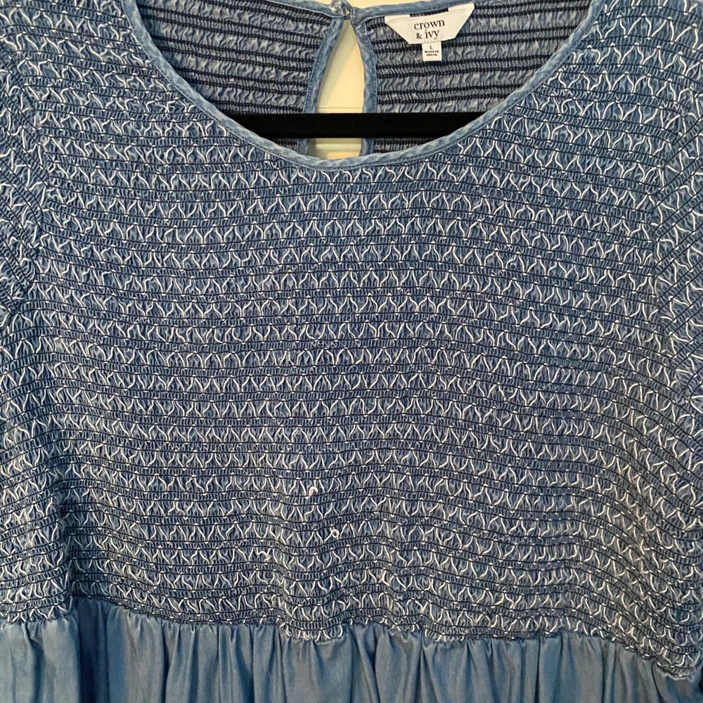 Crown & Ivy lightweight denim dress with smocking - Picture 3 of 9